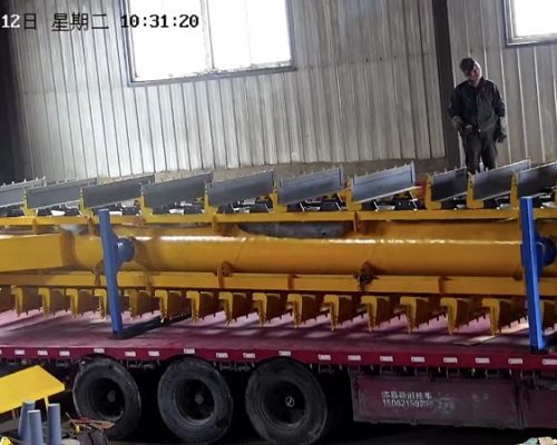 Lichte ingegraven schrapertransporteur